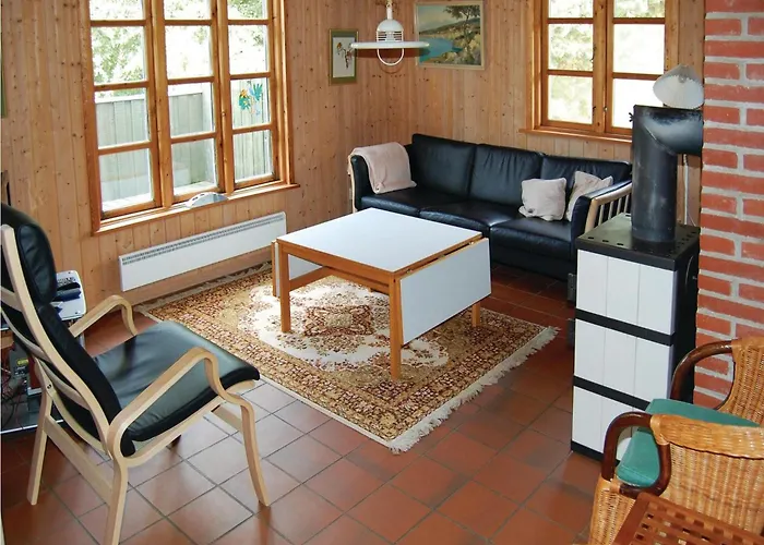 Thadesvej Iv * Romo
